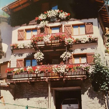 Piccola Residenza Champoluc Exterior photo