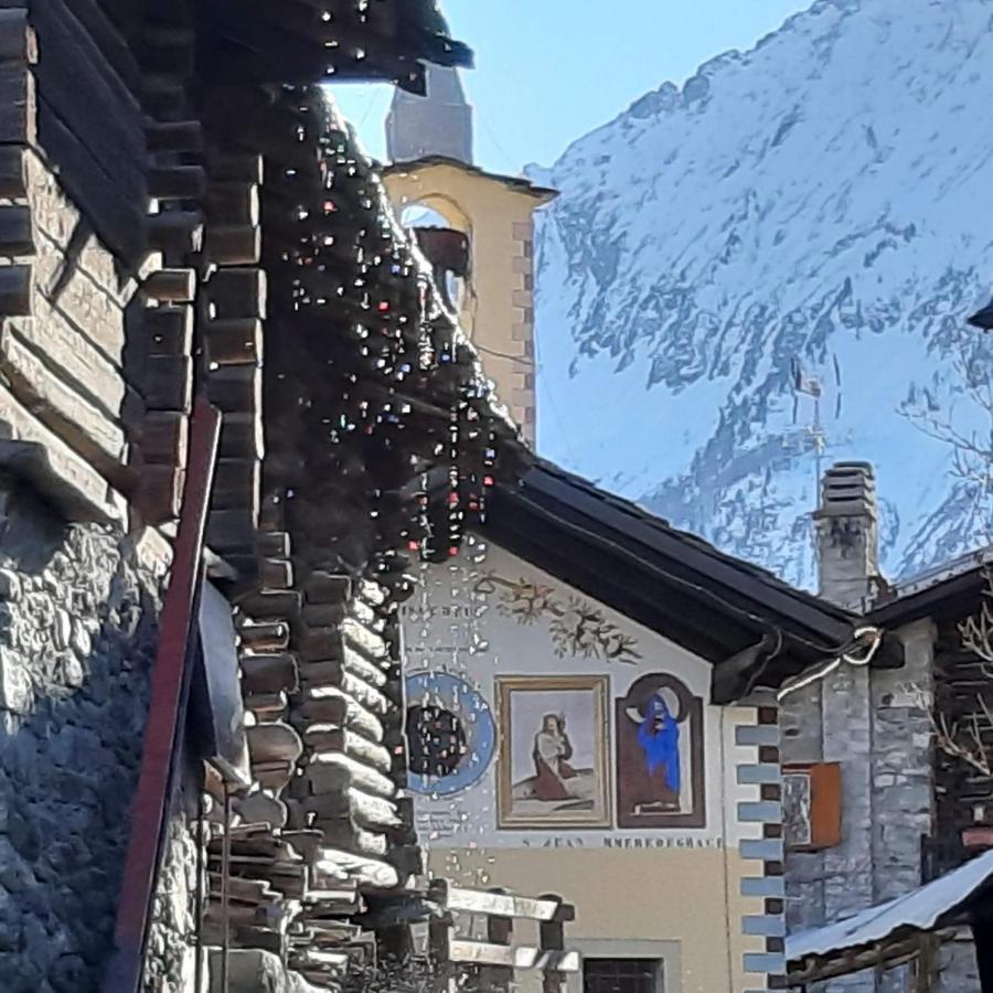 Piccola Residenza Champoluc Exterior photo